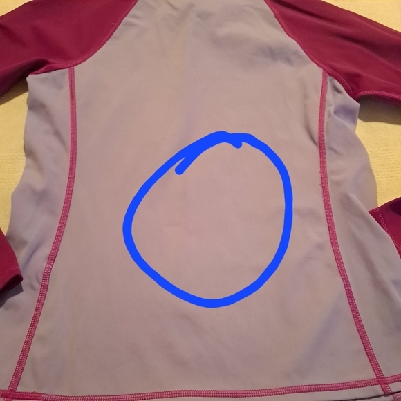Lands' End girls size 14 long sleeved swim rashguard, has mark on back - Picture 3 of 6